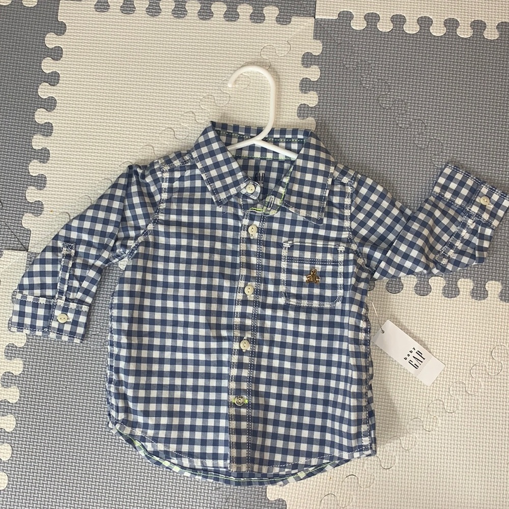 GAP button down